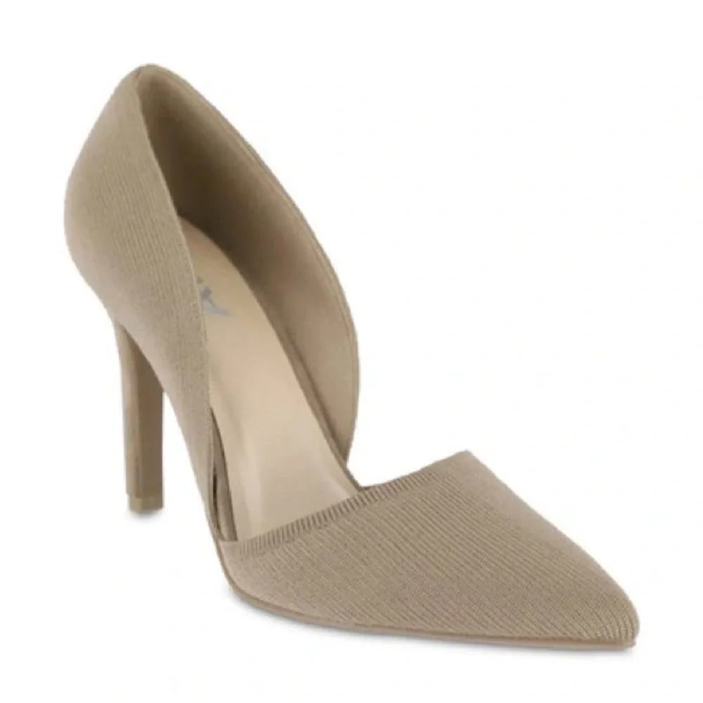 Mia Cia D’Orsay Pumps